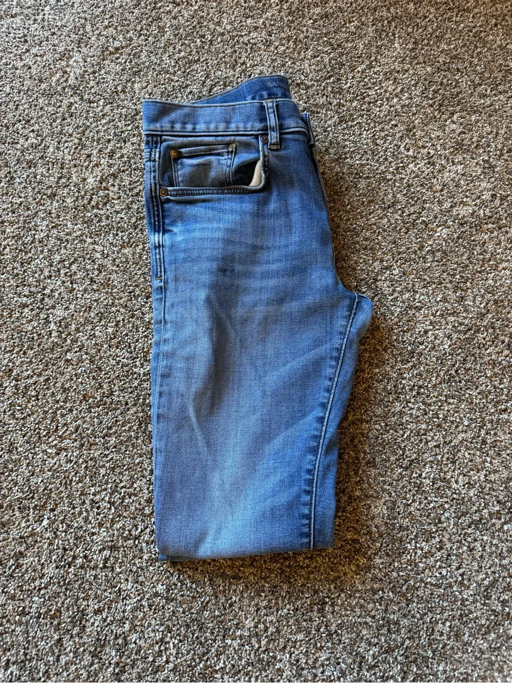 Banana Republic Light Blue Denim Jeans - Luxe Traveler